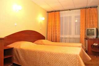 Отель Гостиница Турист Могилев Стандартный двухместный номер с 2 отдельными кроватями-2